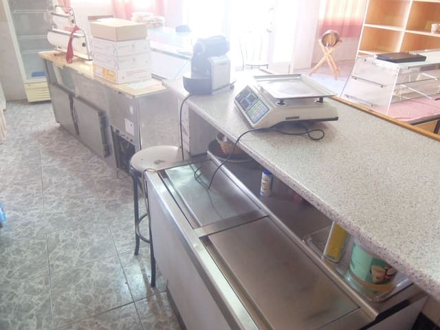 Commercial for sale in Almoradí - € 290,000 (Ref: 4700565)