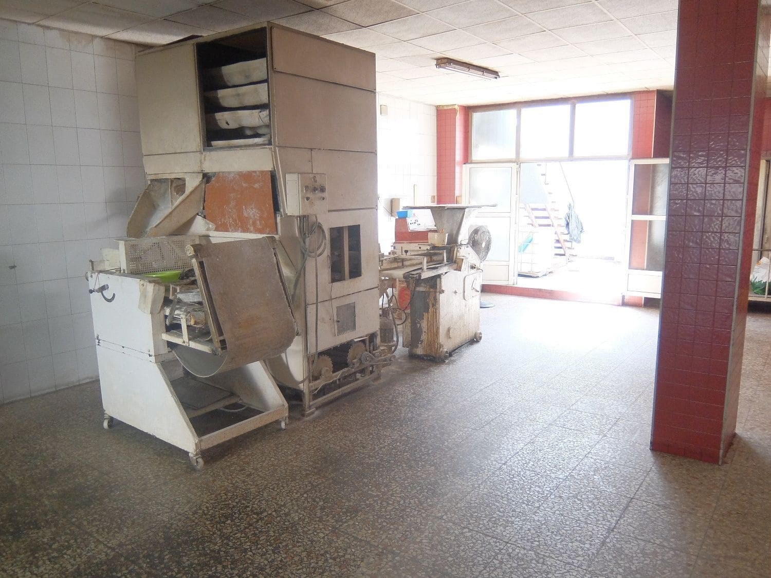 Erhverv til salg i Almoradi - € 290.000 (Ref: 4700565)