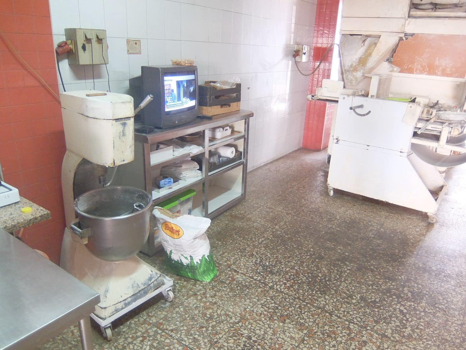 Erhverv til salg i Almoradi - € 290.000 (Ref: 4700565)