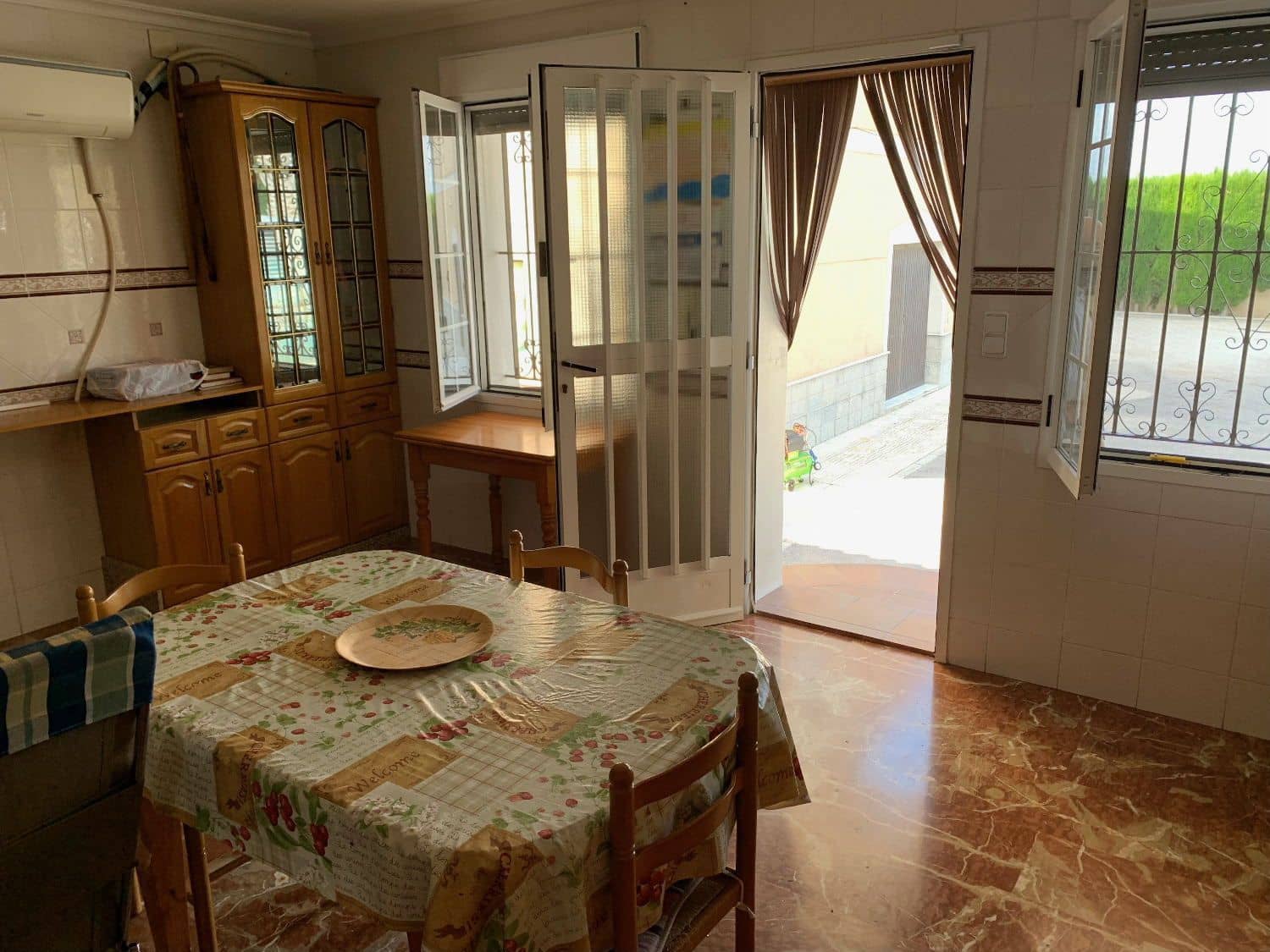 8 chambre Villa/Maison à vendre à Elche / Elx avec piscine garage - 390 000 € (Ref: 4750790)