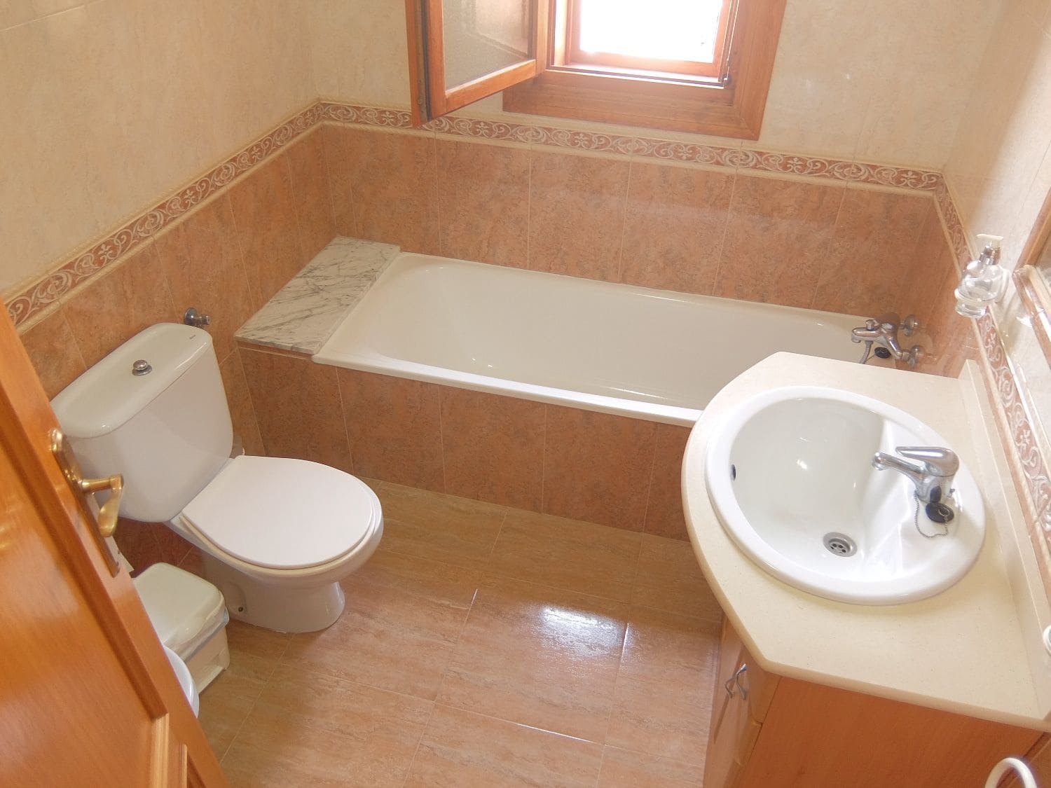 6 sovrum Hus till salu i Torrevieja med pool garage - 440 000 € (Ref: 4834193)