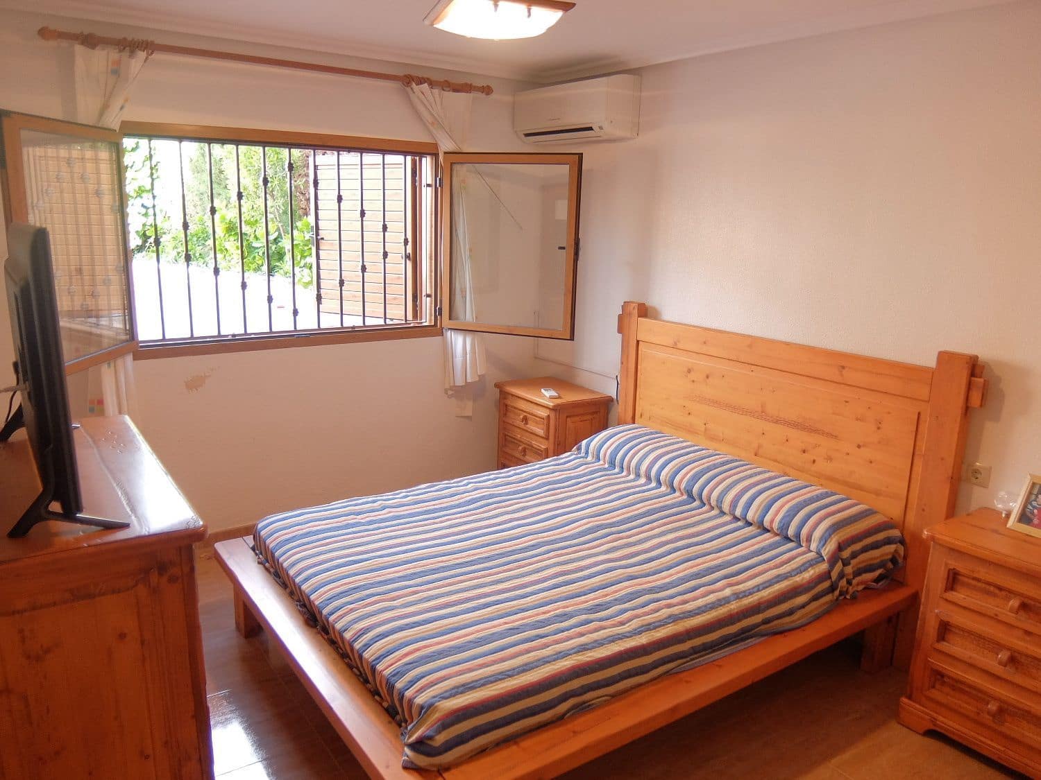 6 sovrum Hus till salu i Torrevieja med pool garage - 440 000 € (Ref: 4834193)