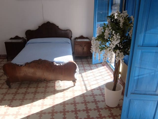 5 bedroom Finca/Country House for sale in Rojales with garage - € 217,000 (Ref: 4834194)