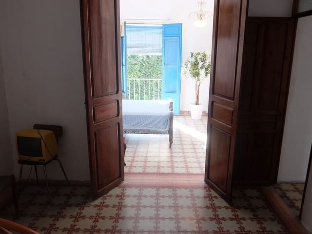 5 bedroom Finca/Country House for sale in Rojales with garage - € 217,000 (Ref: 4834194)