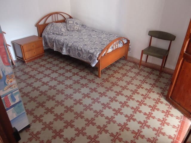 5 bedroom Finca/Country House for sale in Rojales with garage - € 217,000 (Ref: 4834194)