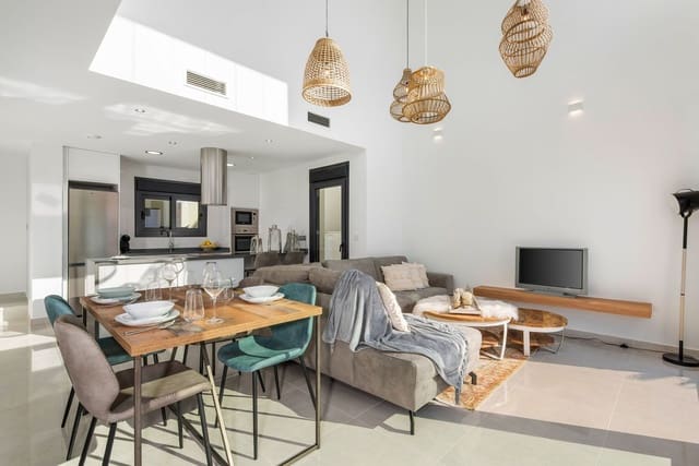 3 bedroom Townhouse for sale in Daya Vieja with pool garage - € 312,000 (Ref: 5111077)