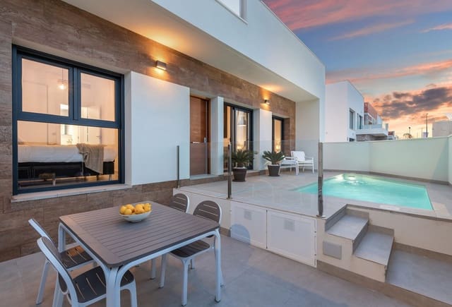 3 bedroom Townhouse for sale in Daya Vieja with pool garage - € 312,000 (Ref: 5115830)
