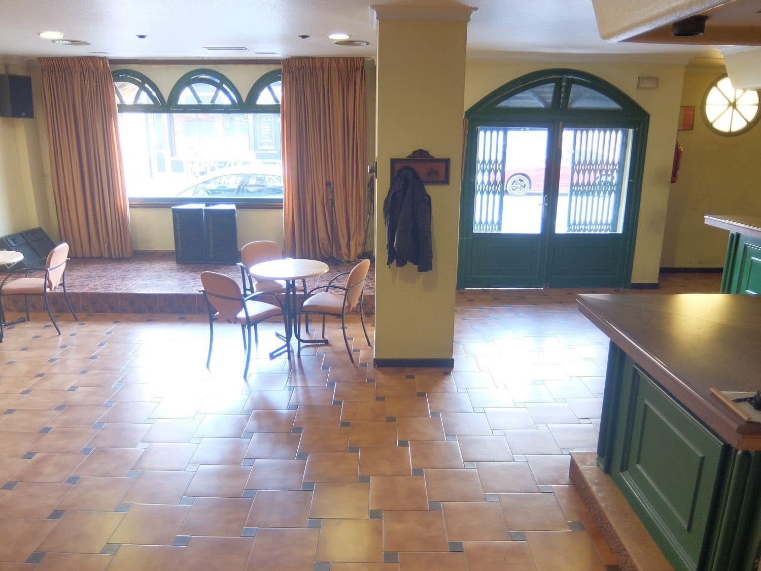 Commercial for sale in Almoradi - € 85,000 (Ref: 5167459)