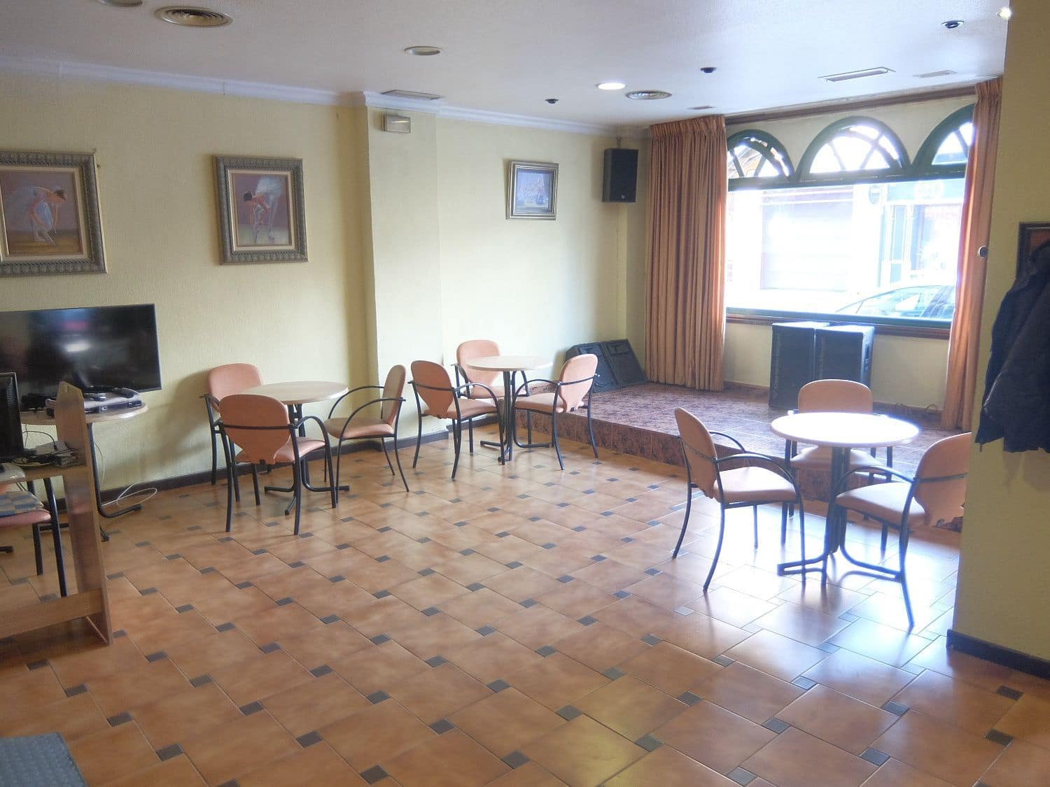 Commercial for sale in Almoradi - € 85,000 (Ref: 5167459)