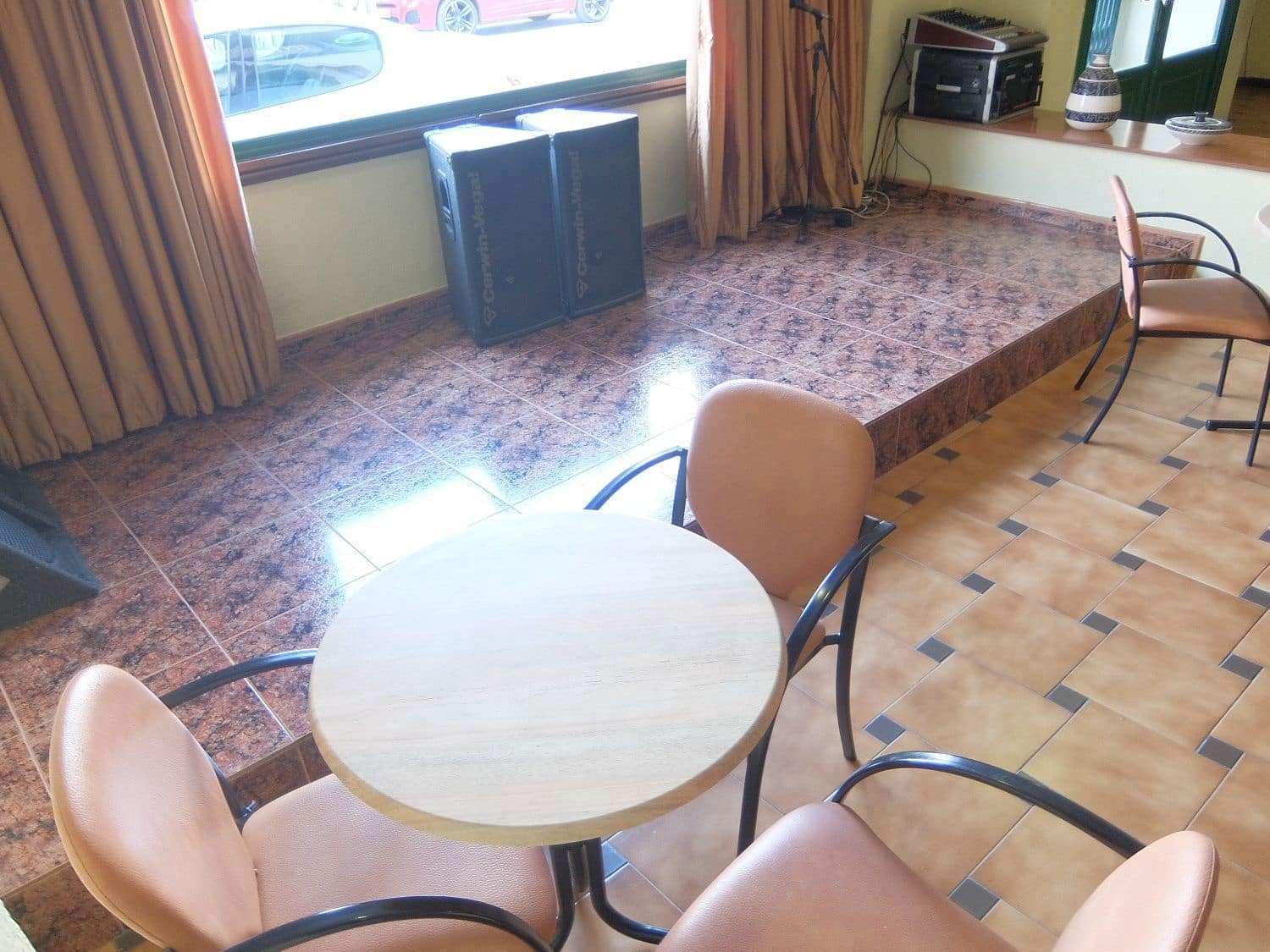 Commercial for sale in Almoradi - € 85,000 (Ref: 5167459)