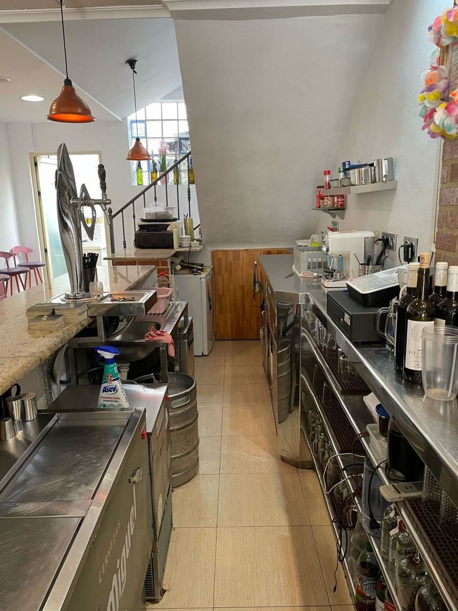 Kaupallinen vuokrattavana paikassa Formentera del Segura - 400 € (Ref: 5417872)