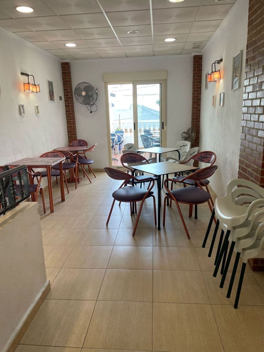 Kaupallinen vuokrattavana paikassa Formentera del Segura - 400 € (Ref: 5417872)