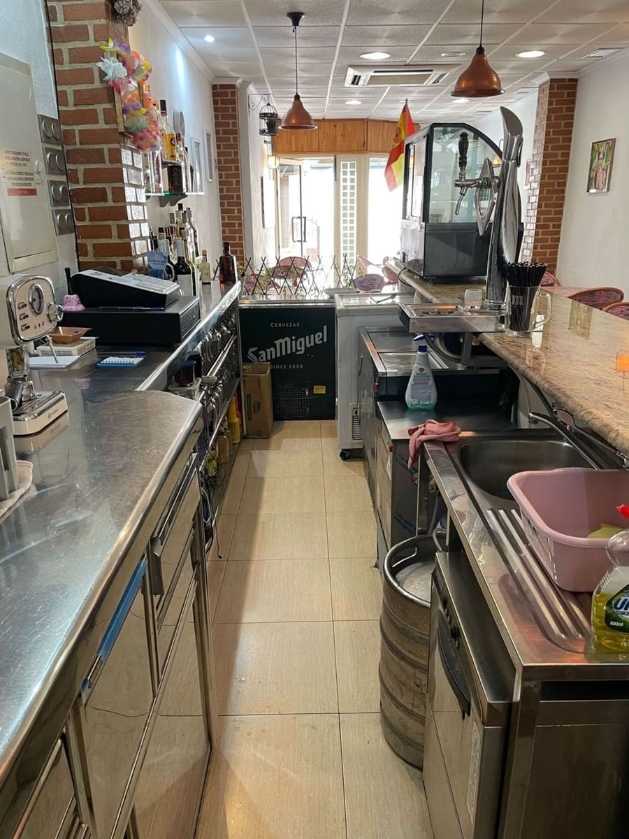 Kaupallinen vuokrattavana paikassa Formentera del Segura - 400 € (Ref: 5417872)