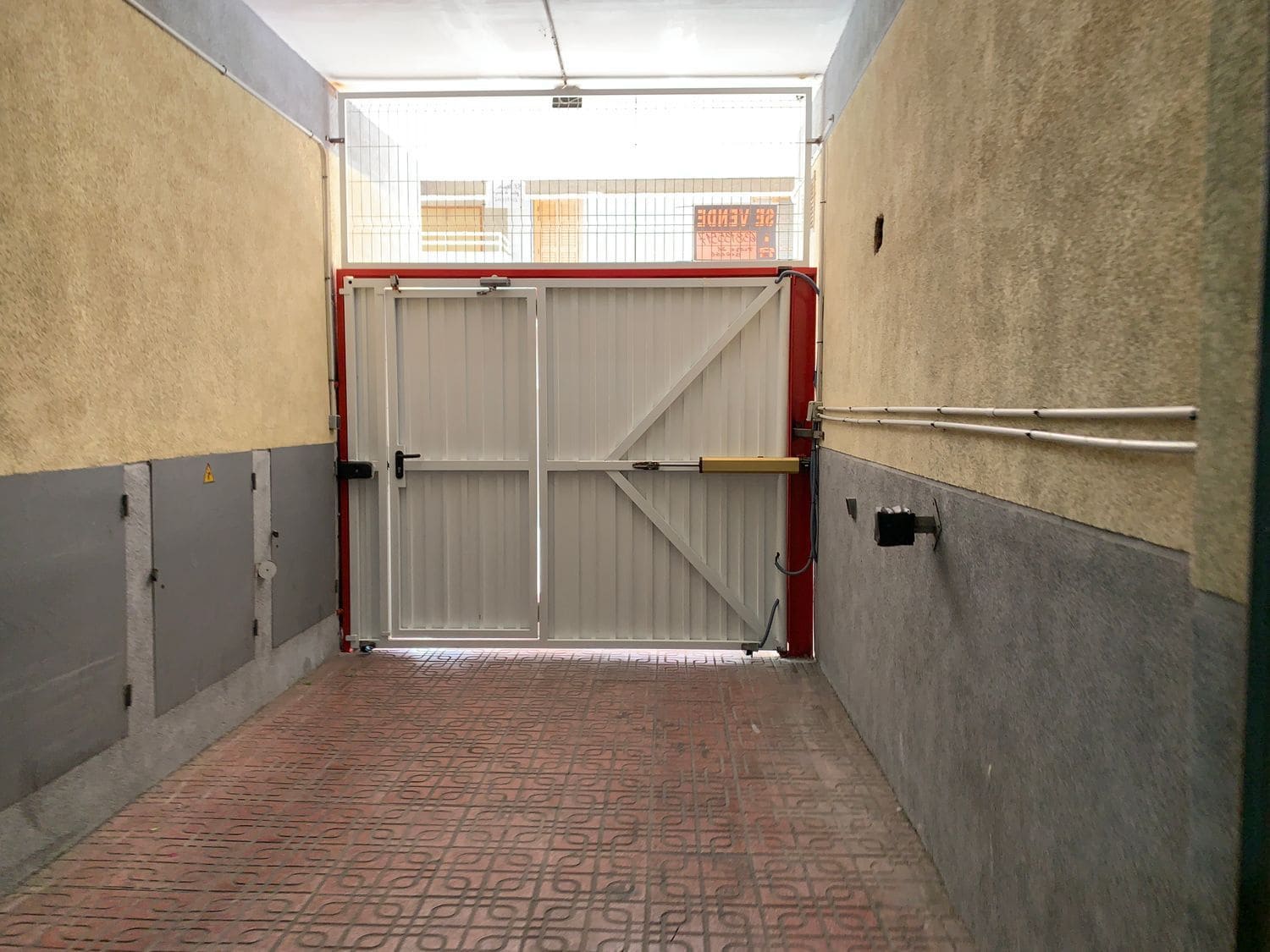 Apartamento de 3 habitaciones en Torrevieja en venta con garaje - 160.000 € (Ref: 5545627)