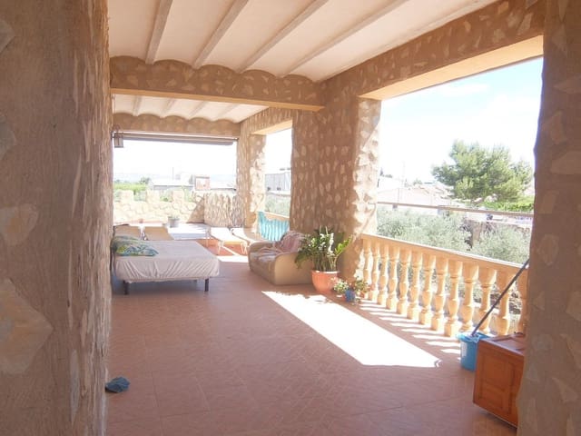 11 soveværelse Finca/Landehus til salg i Almoradí med swimmingpool garage - € 980.000 (Ref: 5698616)