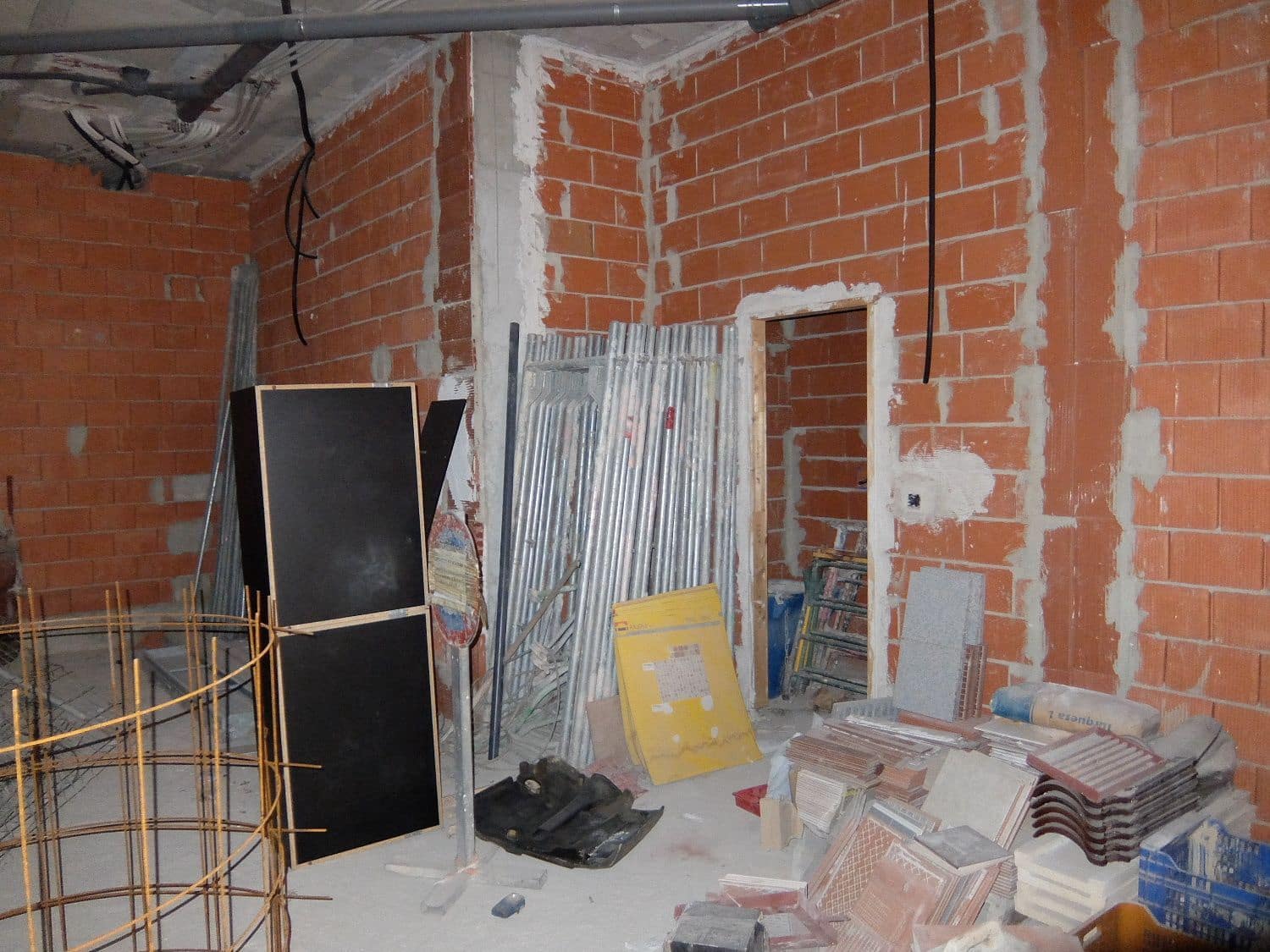 Commercial for sale in Benejuzar - € 60,000 (Ref: 5976701)