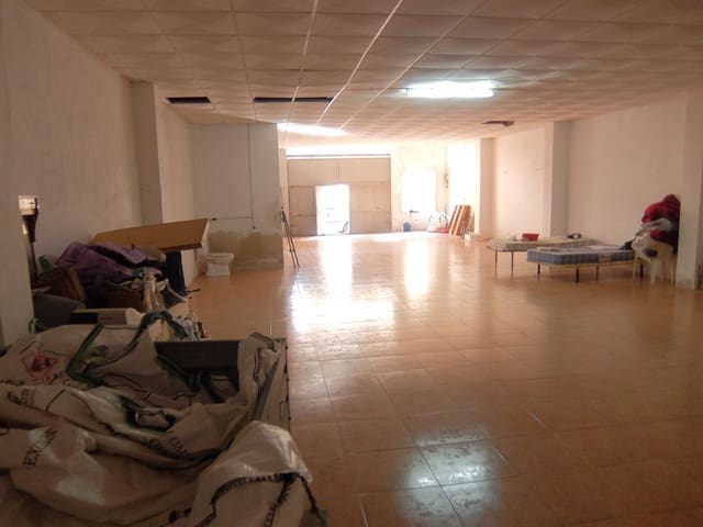 Garasje til salgs i Rafal - € 69 000 (Ref: 6072920)