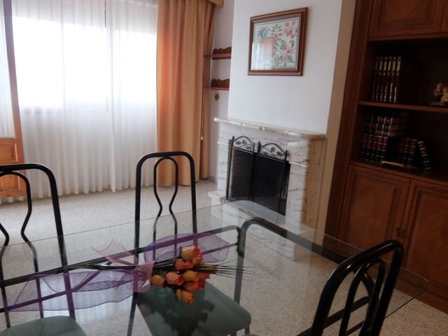 3 soveværelse Lejlighed til leje i Almoradí med garage - € 700 (Ref: 6338513)