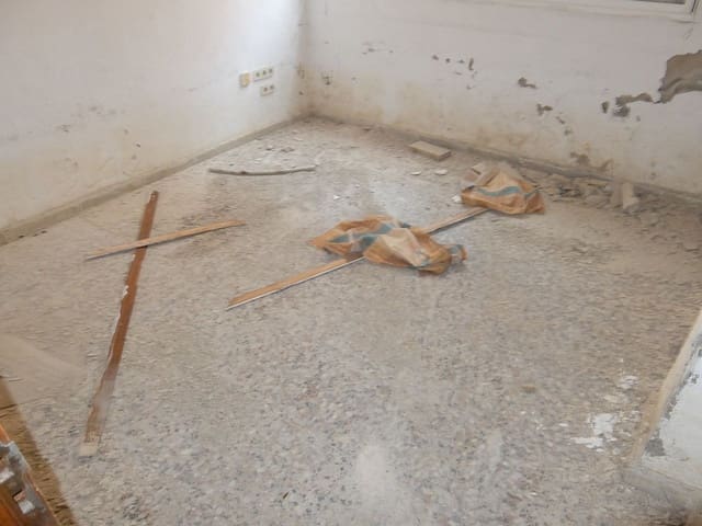 Kommersiell til salgs i Dolores - € 49 900 (Ref: 6398516)