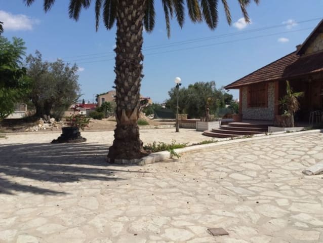 4 bedroom Villa for sale in Molins - Campaneta - San Bartolomé, Orihuela with pool garage - € 395,000 (Ref: 6628406)