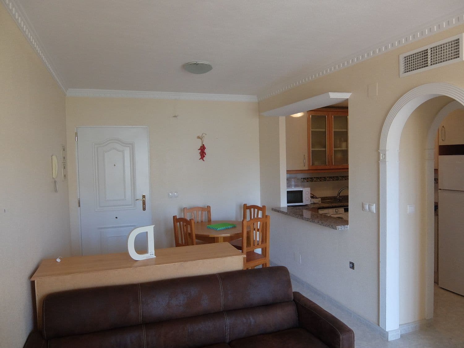 Appartement de 2 chambres à louer à Almoradi avec piscine garage - 600 € (Ref: 6874203)