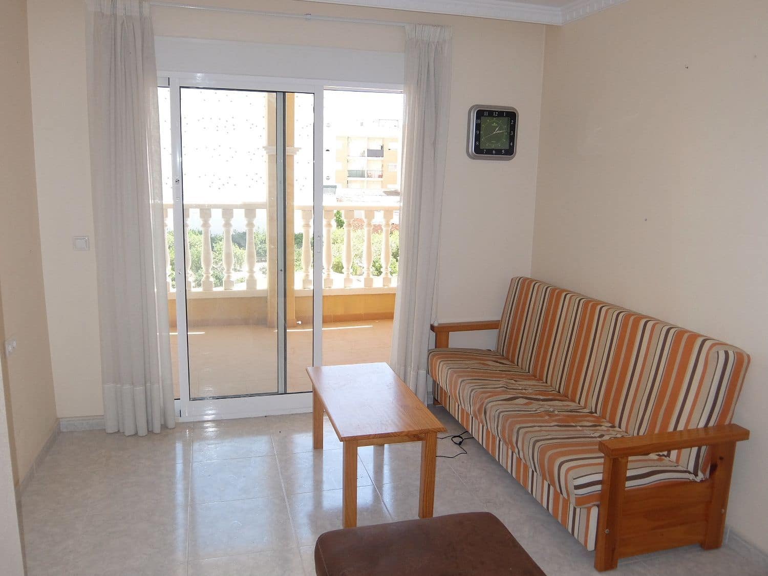 Appartement de 2 chambres à louer à Almoradi avec piscine garage - 600 € (Ref: 6874203)