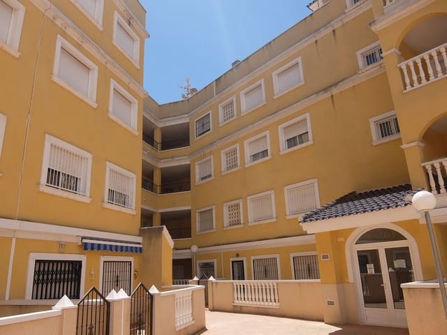 Appartement de 2 chambres à louer à Almoradí avec piscine garage - 600 € (Ref: 6874203)
