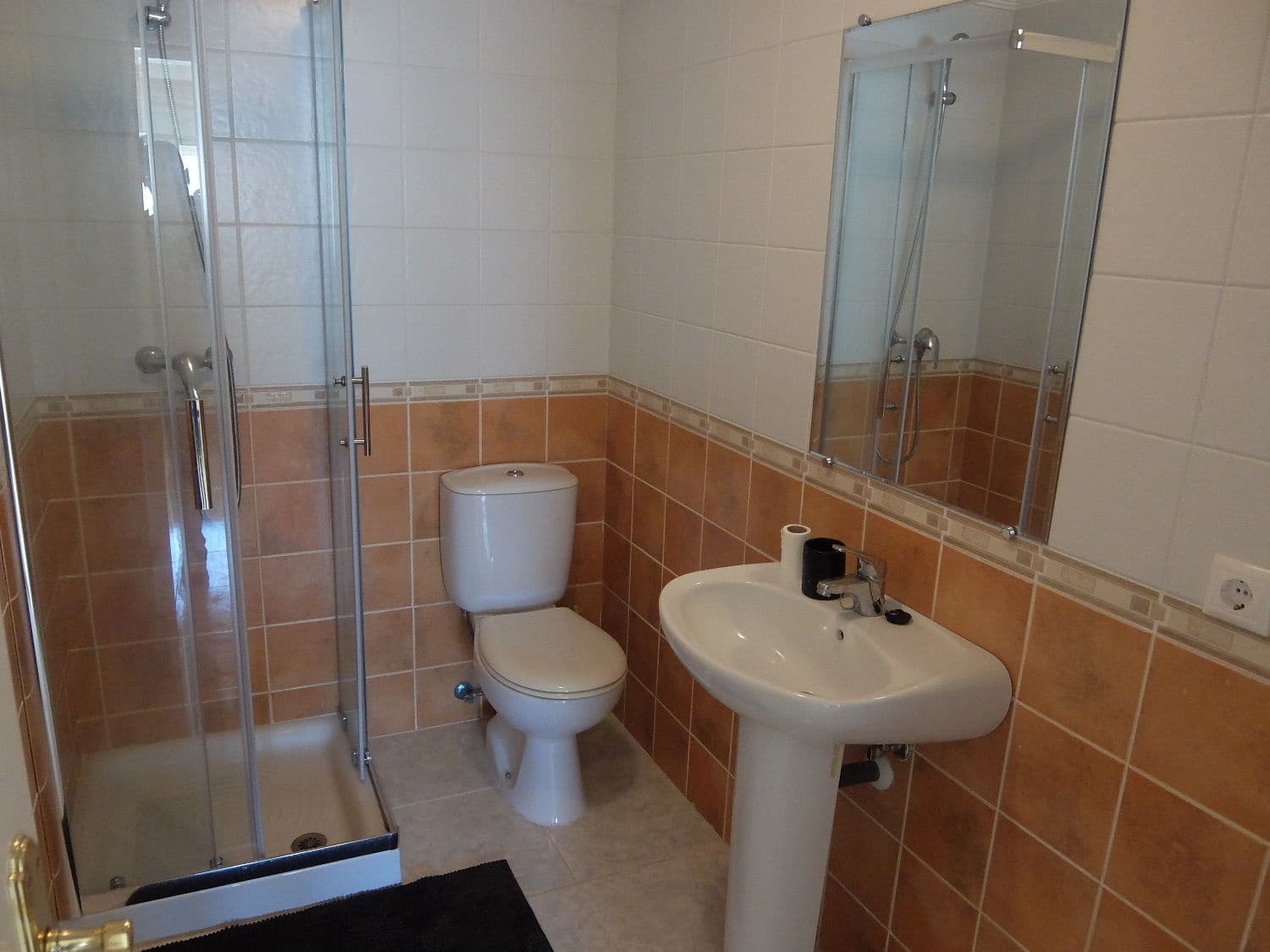 Appartement de 2 chambres à louer à Almoradi avec piscine garage - 600 € (Ref: 6874203)