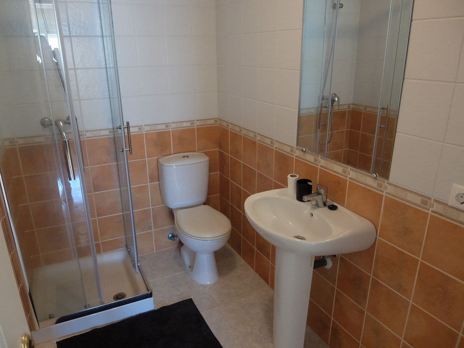 Appartement de 2 chambres à louer à Almoradi avec piscine garage - 600 € (Ref: 6874203)