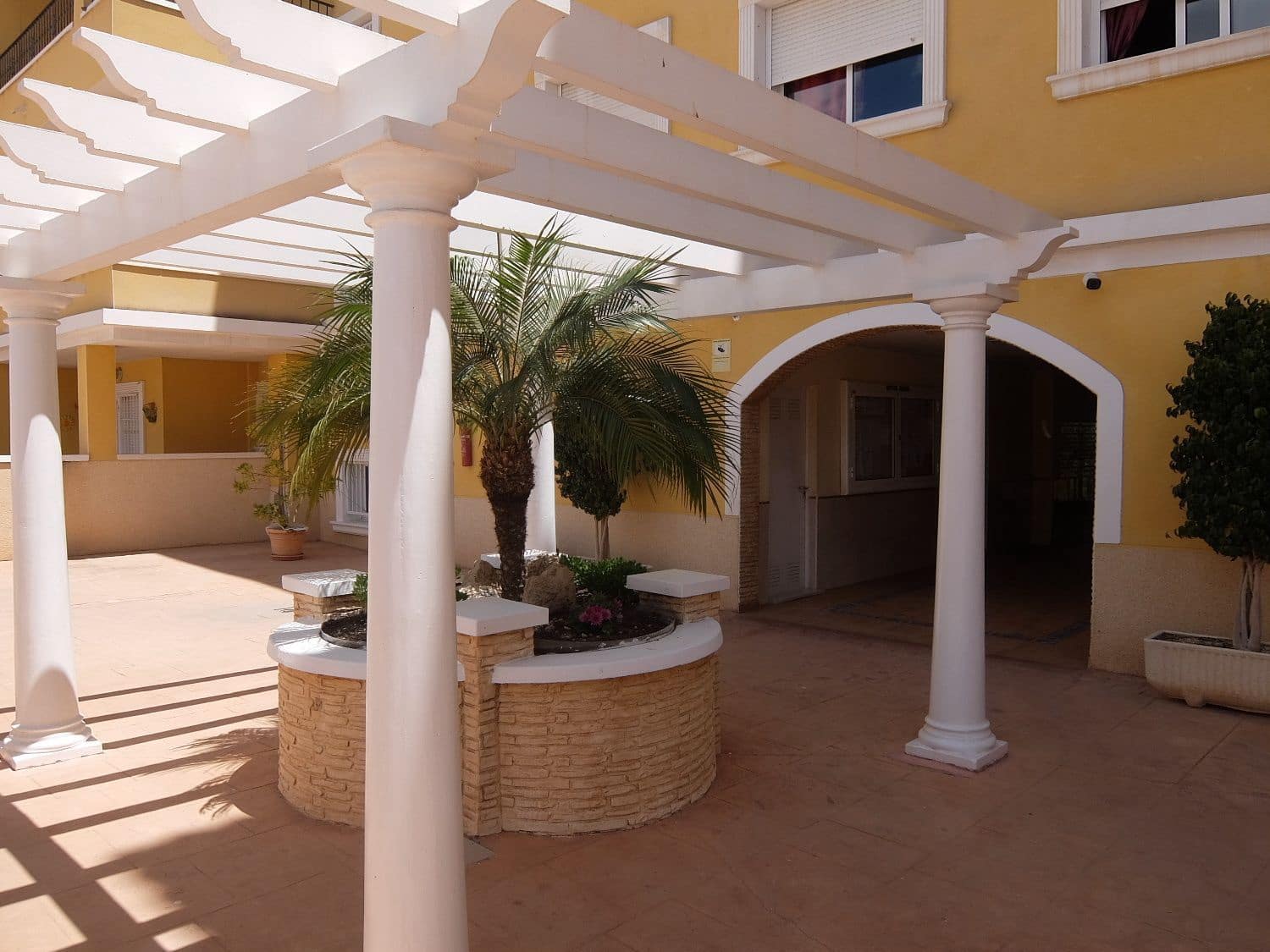Appartement de 2 chambres à louer à Almoradi avec piscine garage - 600 € (Ref: 6874203)