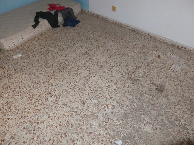 3 soveværelse Byhus til salg i Formentera del Segura med garage - € 120.000 (Ref: 7107567)