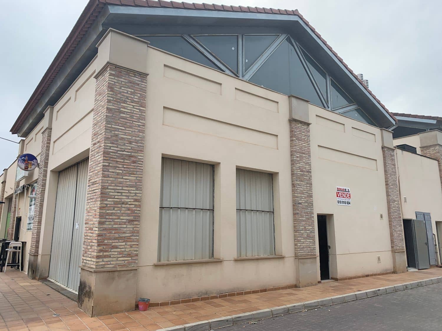 Commercial for sale in Algorfa - € 89,000 (Ref: 7158629)