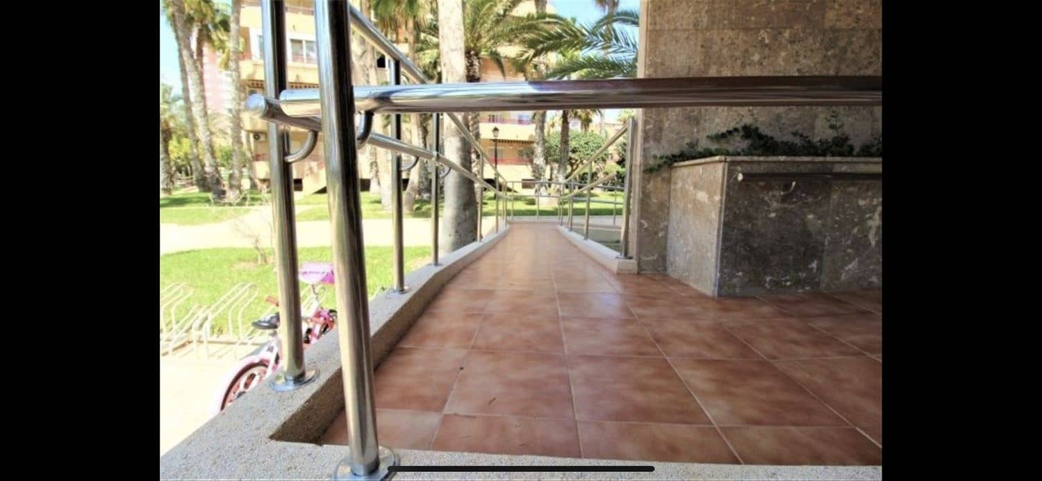 3 sypialnia Apartament na sprzedaż w Torrevieja z basenem garażem - 380 000 € (Ref: 7290222)