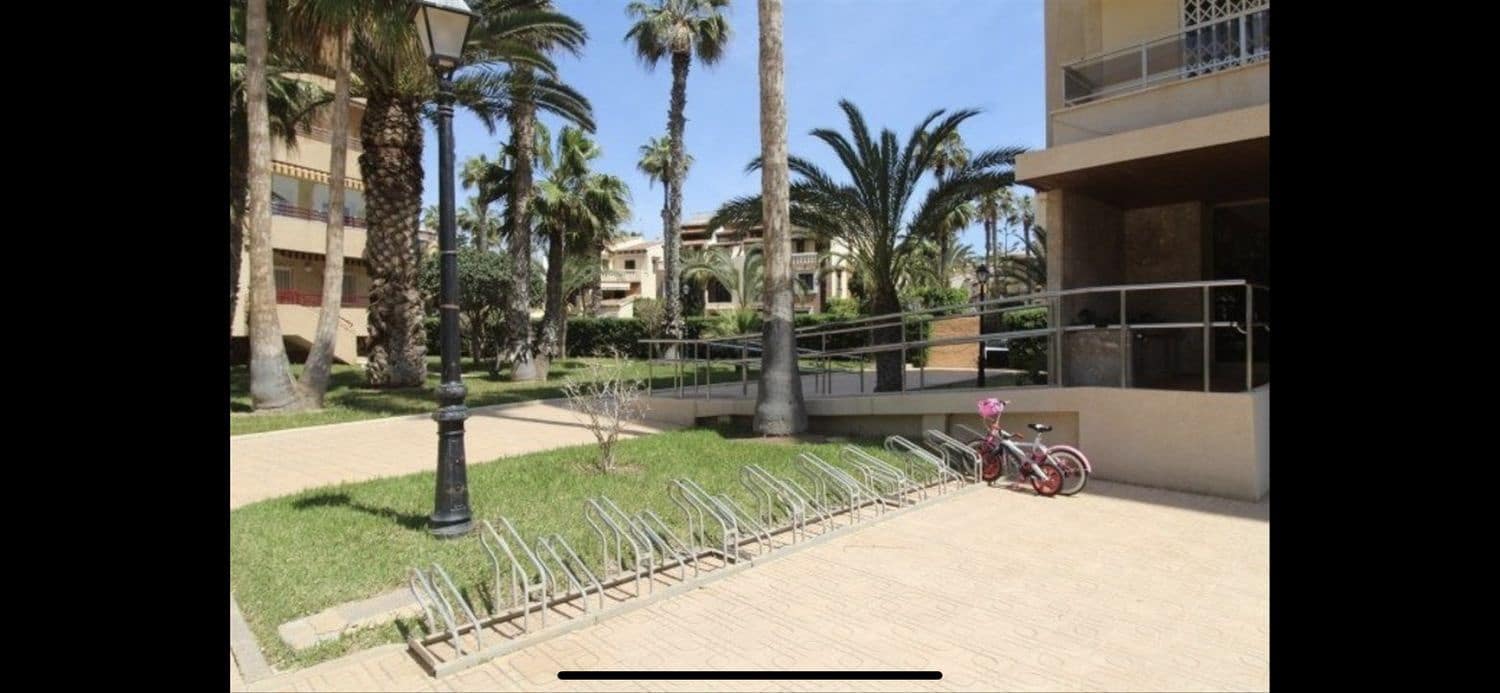 3 sypialnia Apartament na sprzedaż w Torrevieja z basenem garażem - 380 000 € (Ref: 7290222)