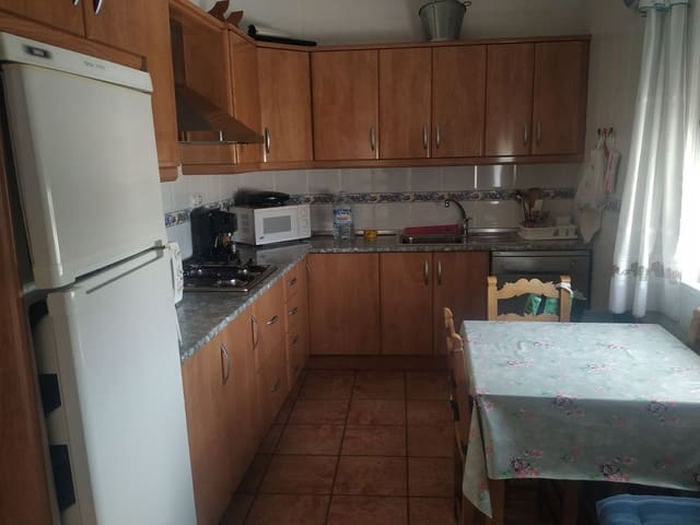 3 bedroom Villa for sale in Fortuna with pool - € 189,000 (Ref: 7570064)