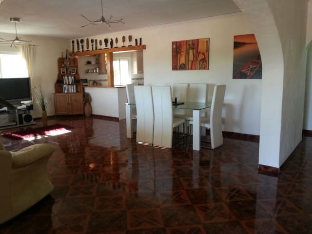 Villa/Maison à vendre à Fortuna - 269 000 € (Ref: 7570065)
