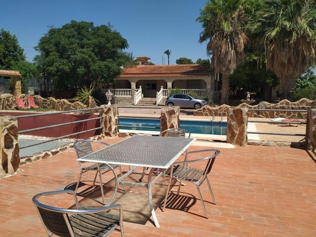 Villa/Maison à vendre à Fortuna - 269 000 € (Ref: 7570065)
