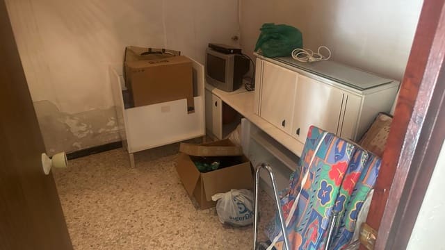 4 bedroom Finca/Country House for sale in Montepinar - La Aparecida - Raiguero, Orihuela - € 160,000 (Ref: 7574351)