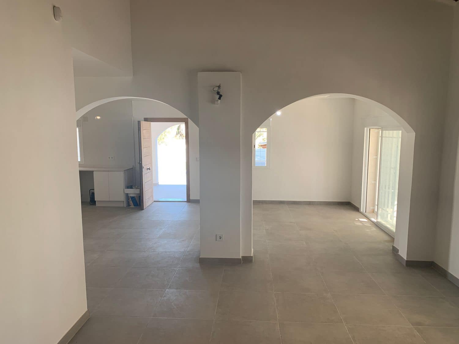 3 Zimmer Villa zu verkaufen in Catral mit Pool Garage - 450.000 € (Ref: 7917981)