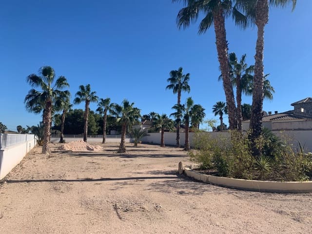 3 bedroom Villa for sale in Catral with pool garage - € 450,000 (Ref: 7917981)