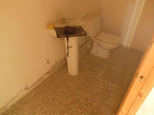 Commerciale in vendita in Rafal - 59.000 € (Rif: 7917986)