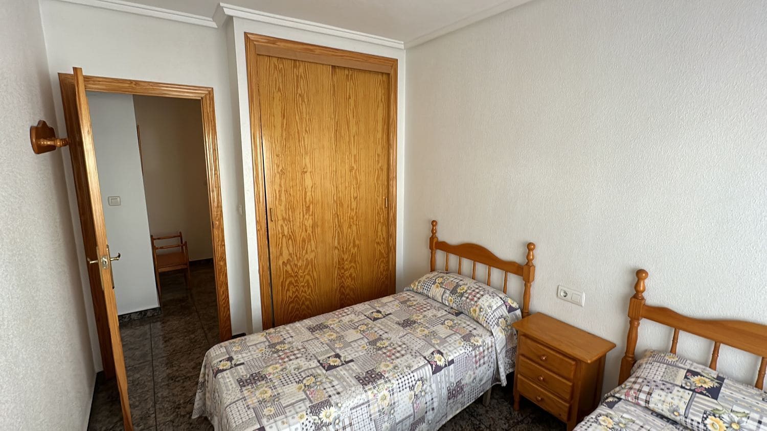 3 Zimmer Apartment zu verkaufen in Torrevieja mit Garage - 189.000 € (Ref: 7945251)