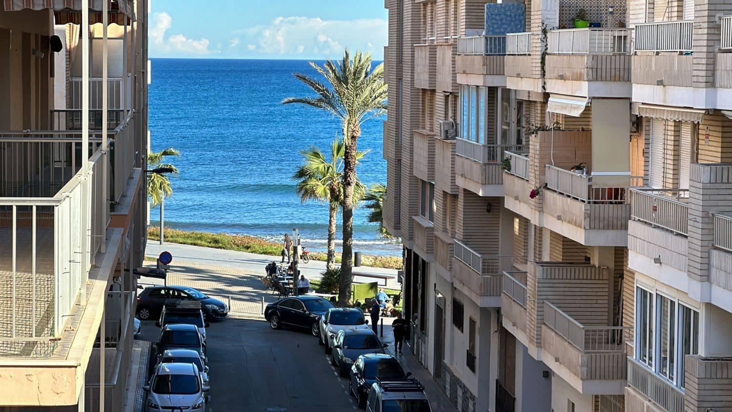 3 Zimmer Apartment zu verkaufen in Torrevieja mit Garage - 189.000 € (Ref: 7945251)