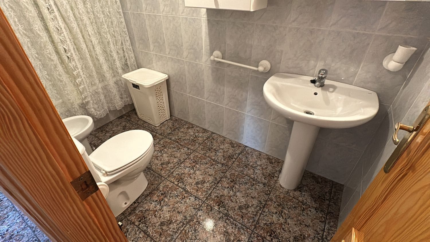 3 Zimmer Apartment zu verkaufen in Torrevieja mit Garage - 189.000 € (Ref: 7945251)