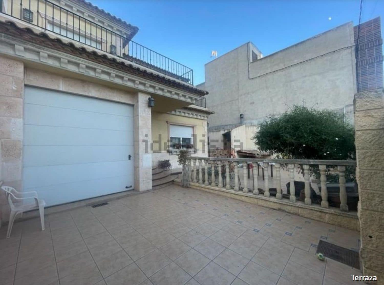 5 soveværelse Byhus til salg i Daya Nueva med garage - € 230.000 (Ref: 8049753)