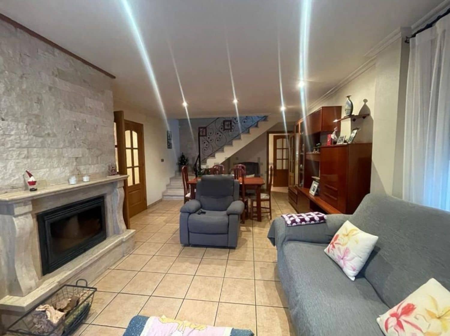 5 soveværelse Byhus til salg i Daya Nueva med garage - € 230.000 (Ref: 8049753)