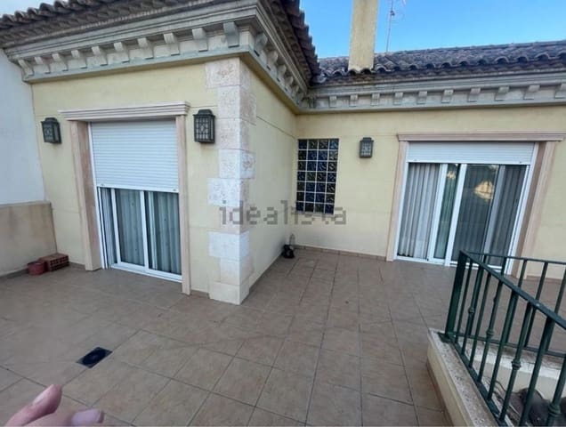 5 sovrum Hus till salu i Daya Nueva med garage - 230 000 € (Ref: 8049753)