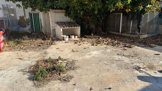 Chalet de 3 habitaciones en Daya Nueva en venta con garaje - 149.000 € (Ref: 8083183)