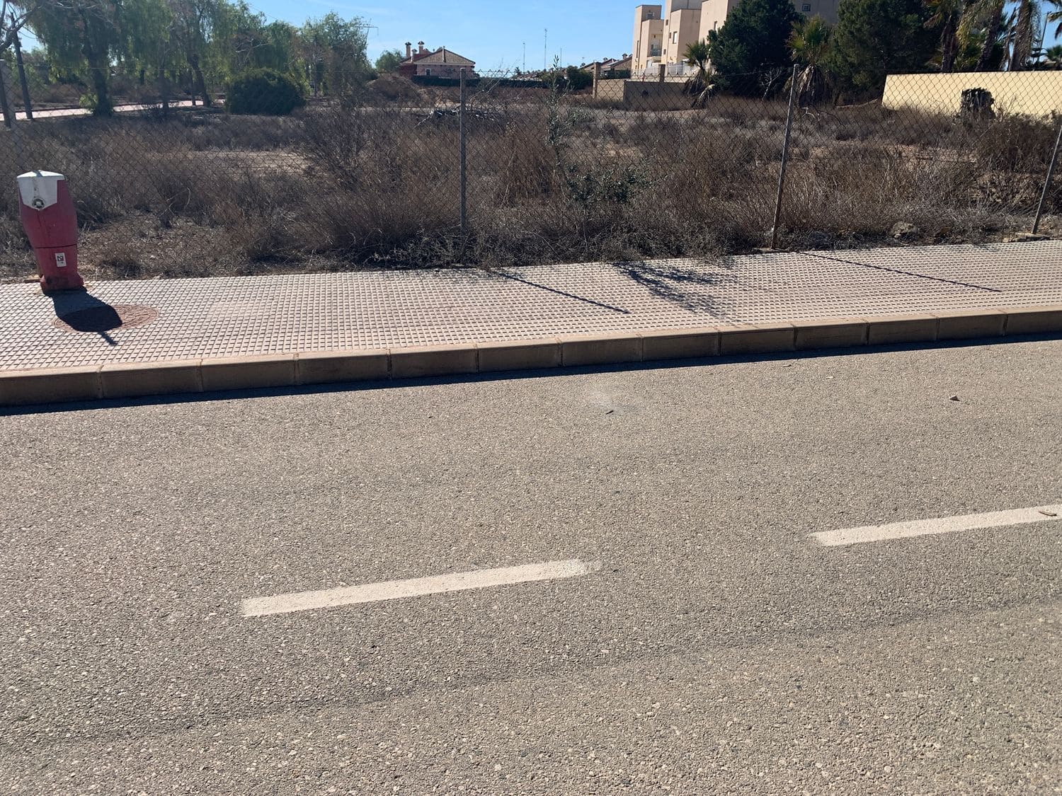 Grunde uden byggetilladelser til salg i Los Montesinos - € 690.000 (Ref: 8100296)