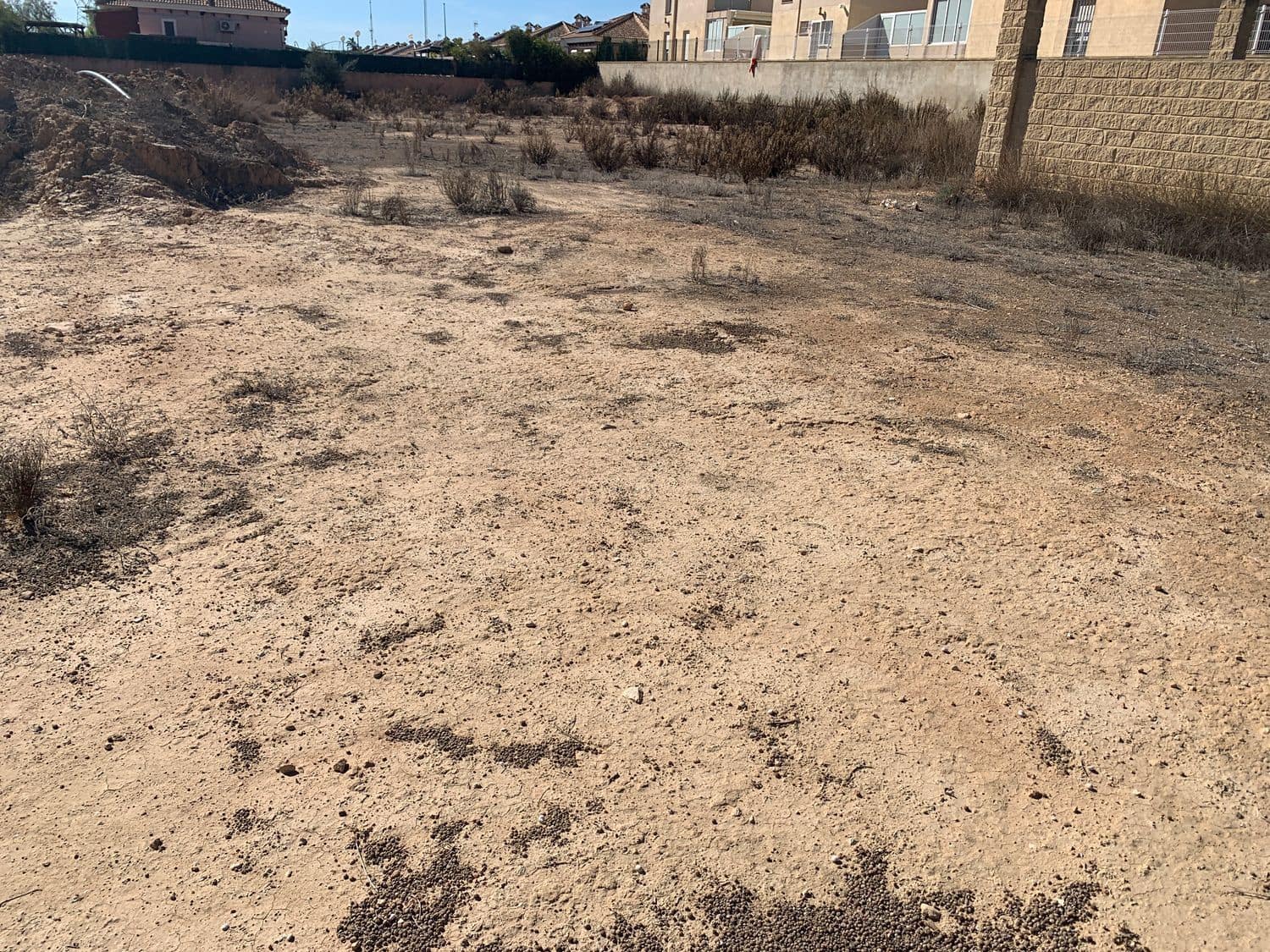 Grunde uden byggetilladelser til salg i Los Montesinos - € 690.000 (Ref: 8100296)